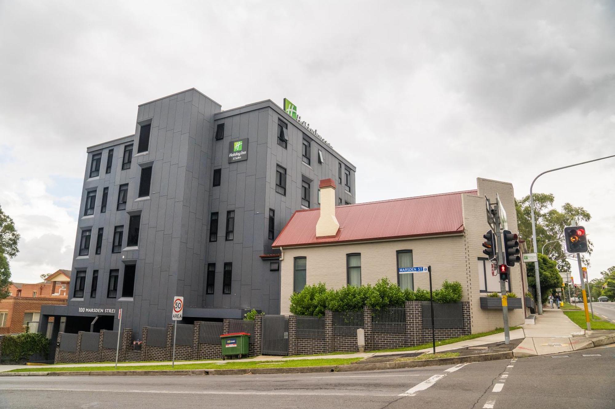 Holiday Inn & Suites - Parramatta Marsden Street By Ihg Сидней Экстерьер фото